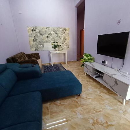 Homestay Lestari Klia Sepang Ngoại thất bức ảnh